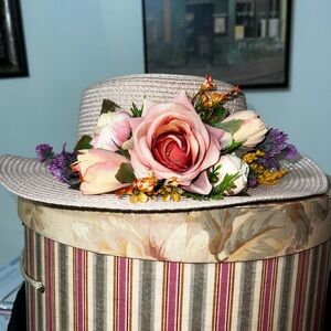Floral Beige Women's Hat